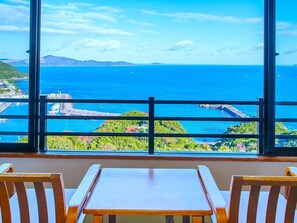 高级四人房, 无烟房 (23.1sqm) | 免费 WiFi
