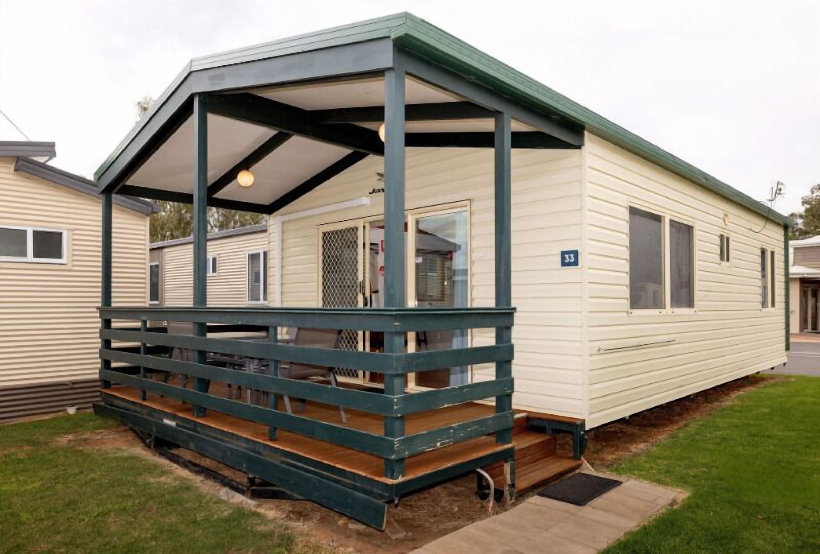 Family Villa, 2 Bedrooms | Soundproofing, iron/ironing board, free WiFi, bed sheets