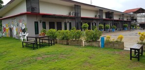 Flat-screen TV - Baansri Family (Kabin Buri)