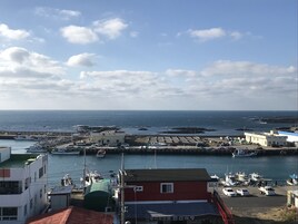 华丽双床房, 海洋景观 | 遮光窗帘、隔音、免费折叠床/加床、免费 WiFi