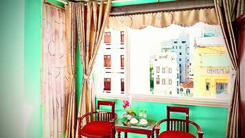 Deluxe Double Room | In-room safe, blackout drapes, free WiFi, bed sheets