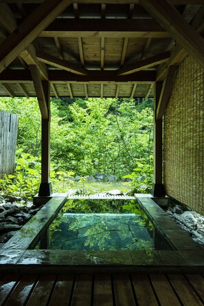 Premium bedding, minibar, in-room safe, individually furnished