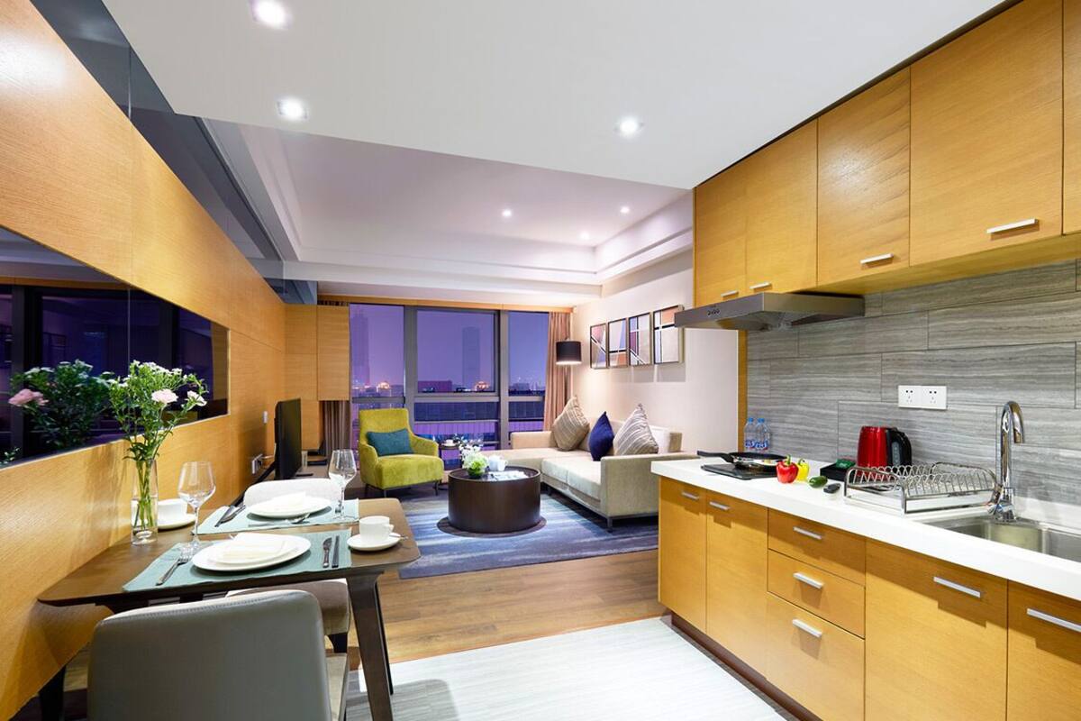 deluxe room, 2 bedrooms | in-room safe, individually decorated, individually furnished, desk