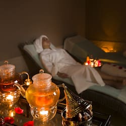 Couples treatment rooms, sauna, steam room, body treatments