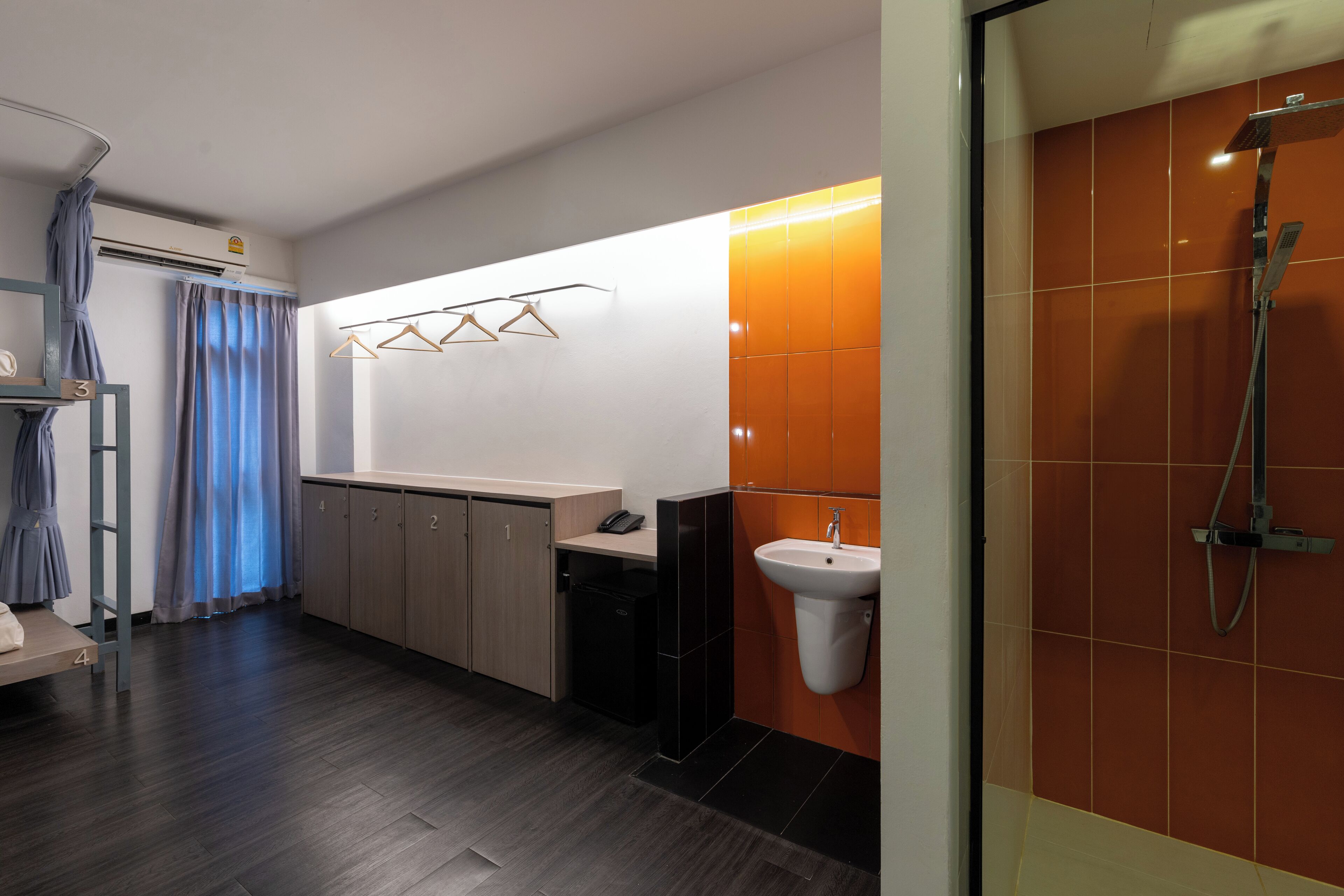 1 bedroom, premium bedding, in-room safe, desk