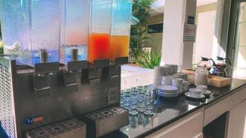 Daily buffet breakfast (THB 400 per person)