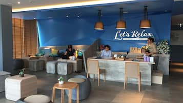 Couples treatment room(s), body treatments, aromatherapy