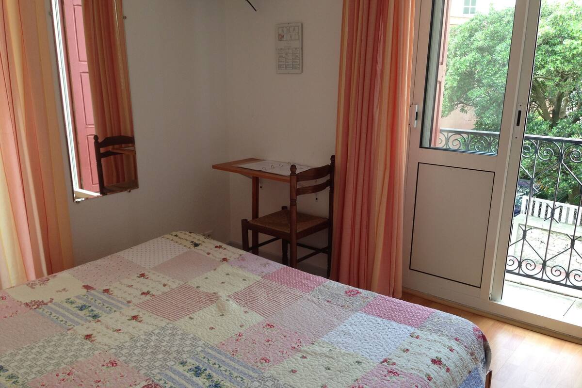 Superior-Doppelzimmer | Babybetten, kostenloses WLAN