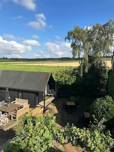 The Horseshoe and Castle