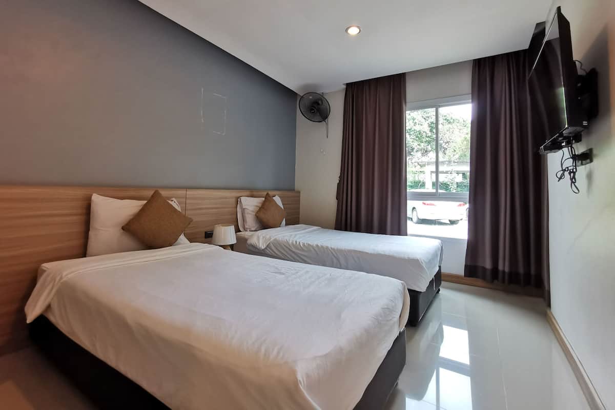 Superior Twin Room | Free WiFi