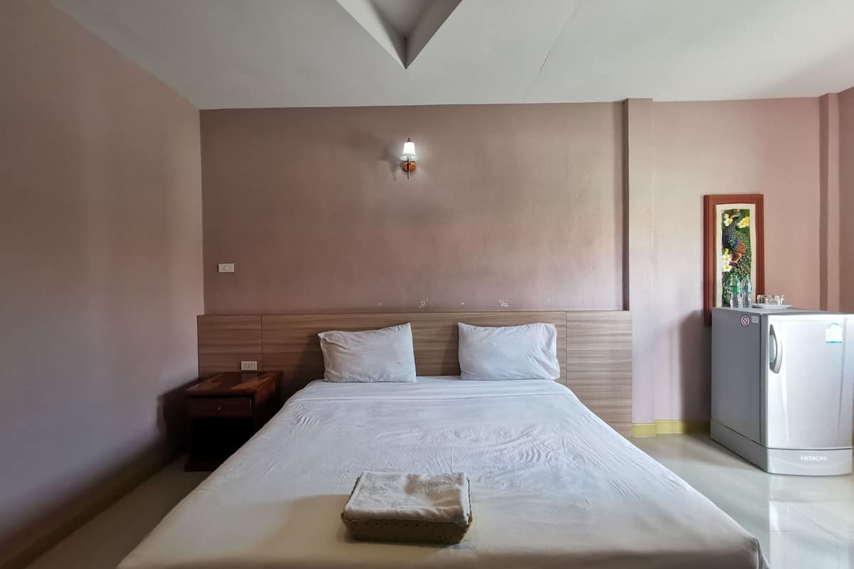 Standard Double Room | Free WiFi