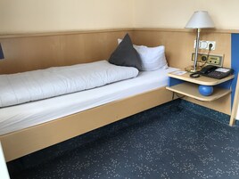 Ropa de cama de alta calidad, escritorio, sistema de insonorización