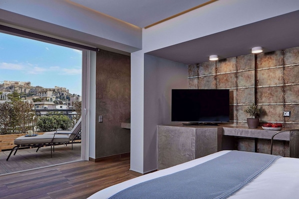 Loft, Terrace (Acropolis View) | Minibar, in-room safe, individually decorated, individually furnished