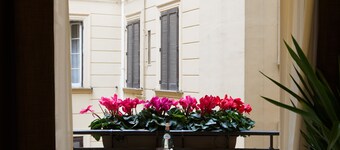 Nap Luxury Guest House