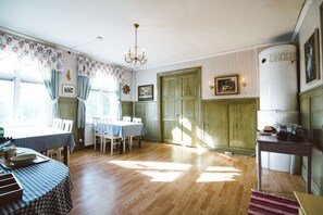 Desayuno bufé gratuito y diario