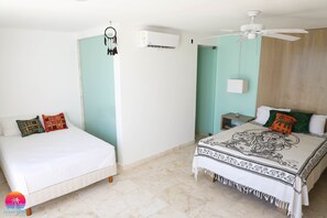 Deluxe Penthouse, 2 Bedrooms, Garden Area