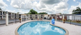 Alexandria Inn