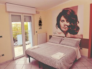 In-room safe, desk, cots/infant beds, rollaway beds