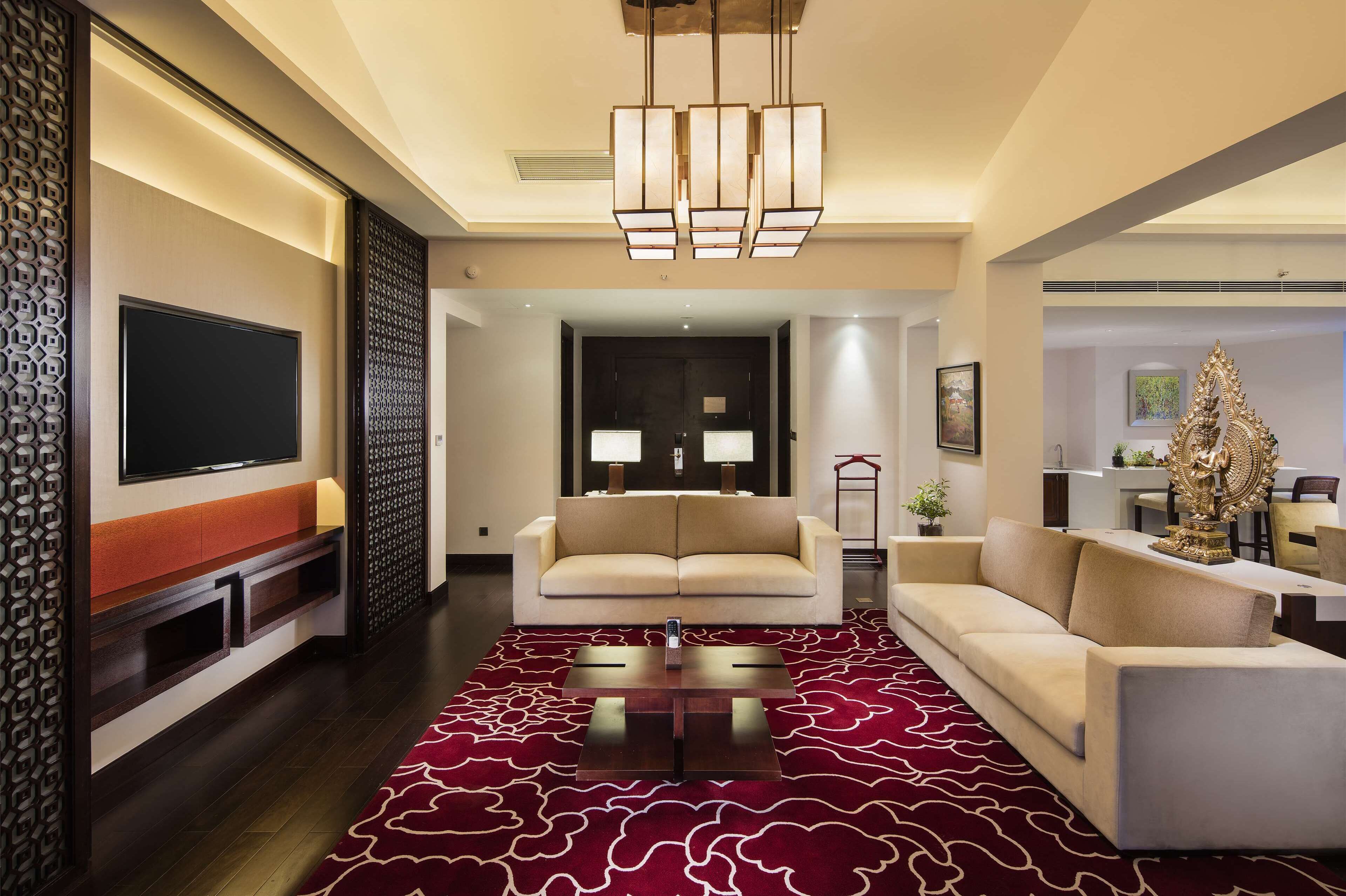 Minibar, in-room safe, desk, blackout curtains