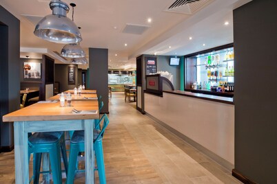 Premier Inn Slough Central South