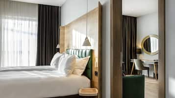 Executive-Suite, 1 King-Bett, Balkon, Bergblick | Hochwertige Bettwaren, Minibar, Zimmersafe, Schreibtisch