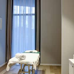 Salas para tratamentos a dois, sauna seca, sauna a vapor