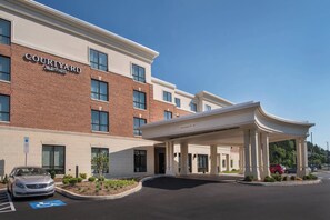 View from property - Courtyard by Marriott Hershey Chocolate Avenue (Hershey)