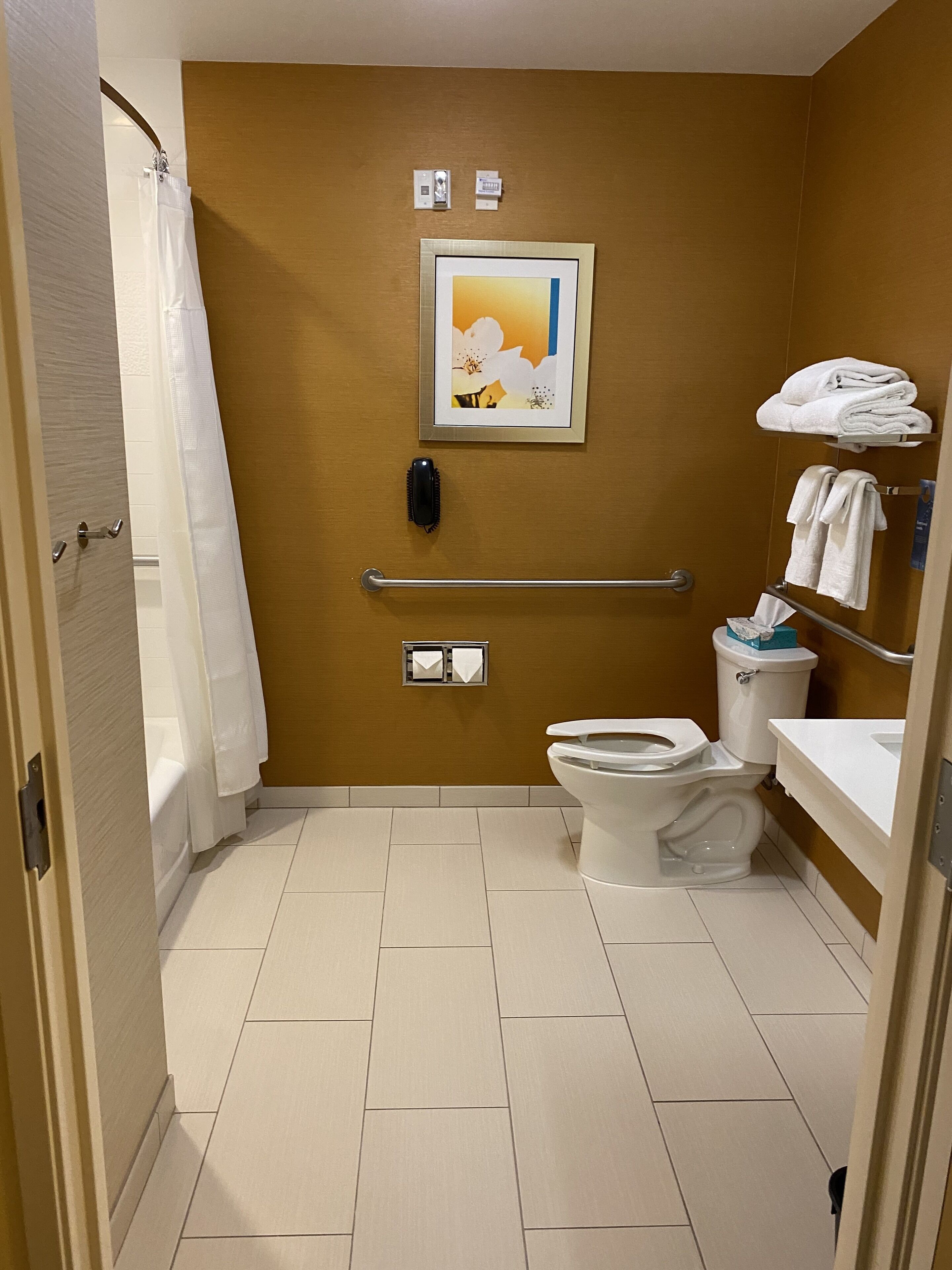 Photo - Fairfield Inn & Suites by Marriott Hollister