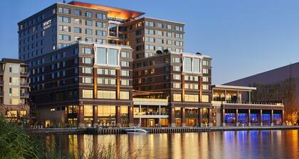 Hyatt Regency Lake Washington at Seattle’s Southport