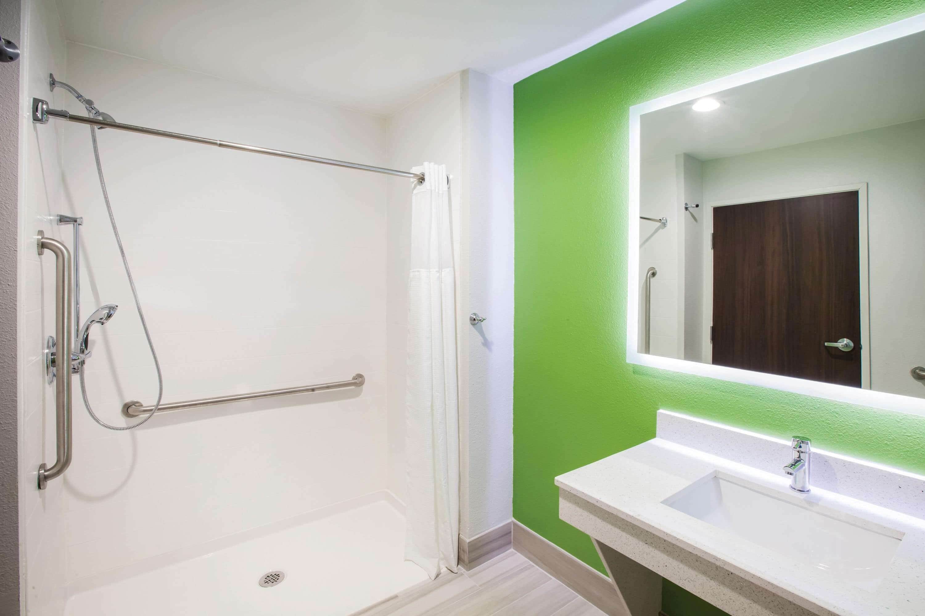 room, 2 queen beds, accessible, non smoking (mobility/hearing accessible) | bathroom | combined shower/bathtub, free toiletries, hair dryer, towels