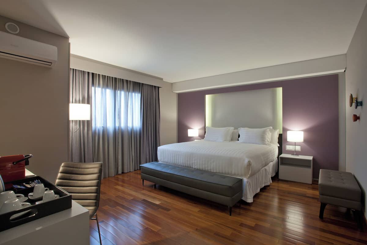 Deluxe Studio Suite