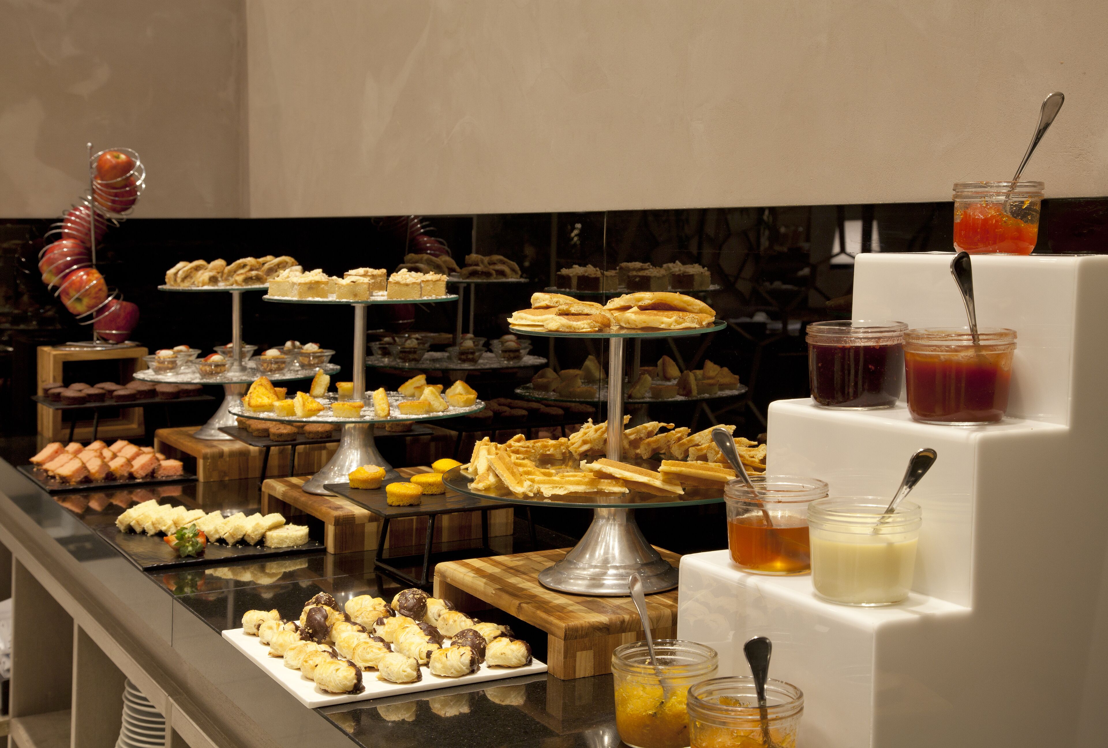 Daily buffet breakfast for a fee