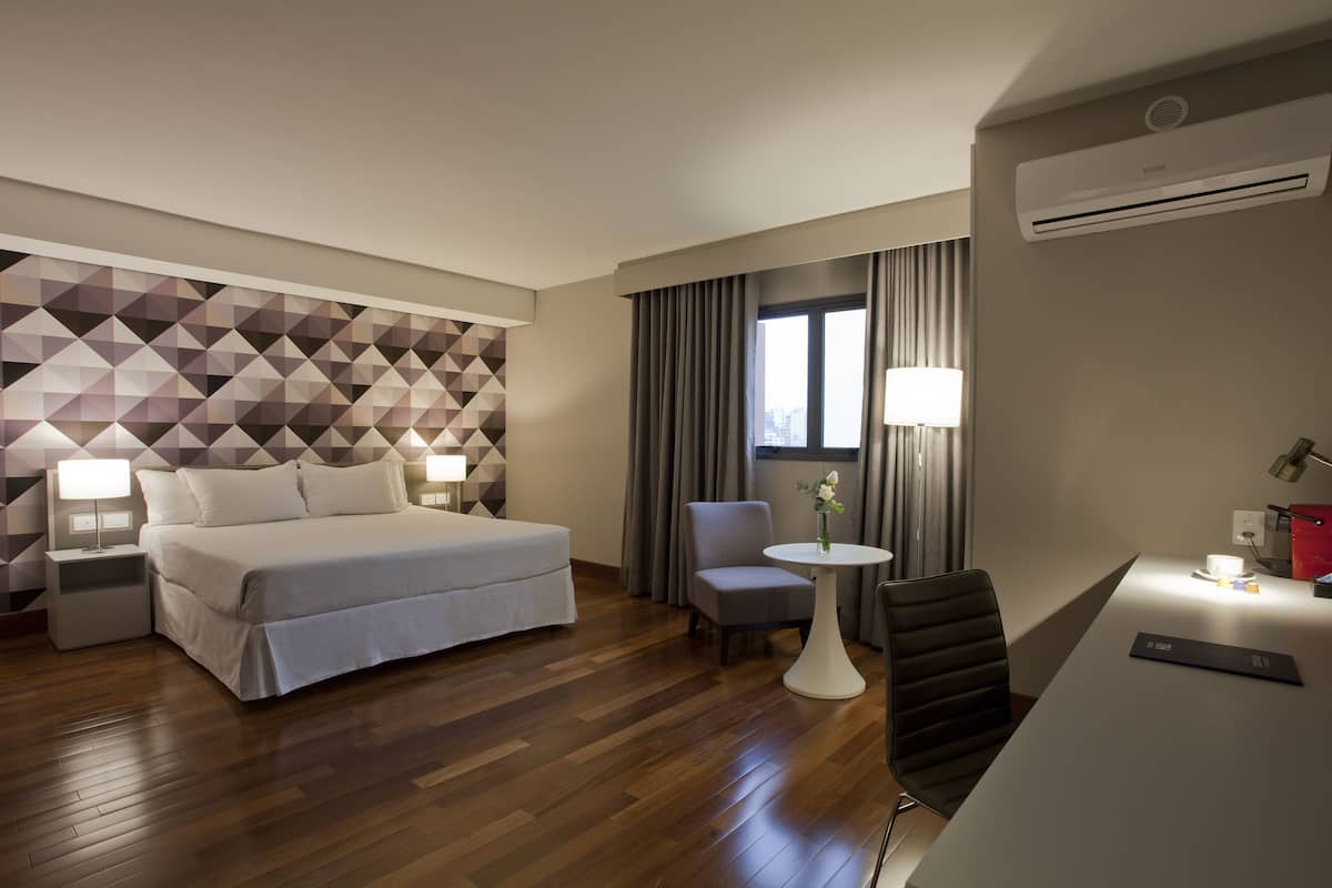 1 bedroom, minibar, in-room safe, desk