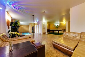 Resepsionis spa