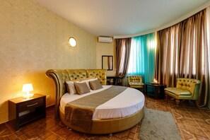 Juniorsvit | 1 sovrum, minibar, skrivbord och strykjärn/strykbräda