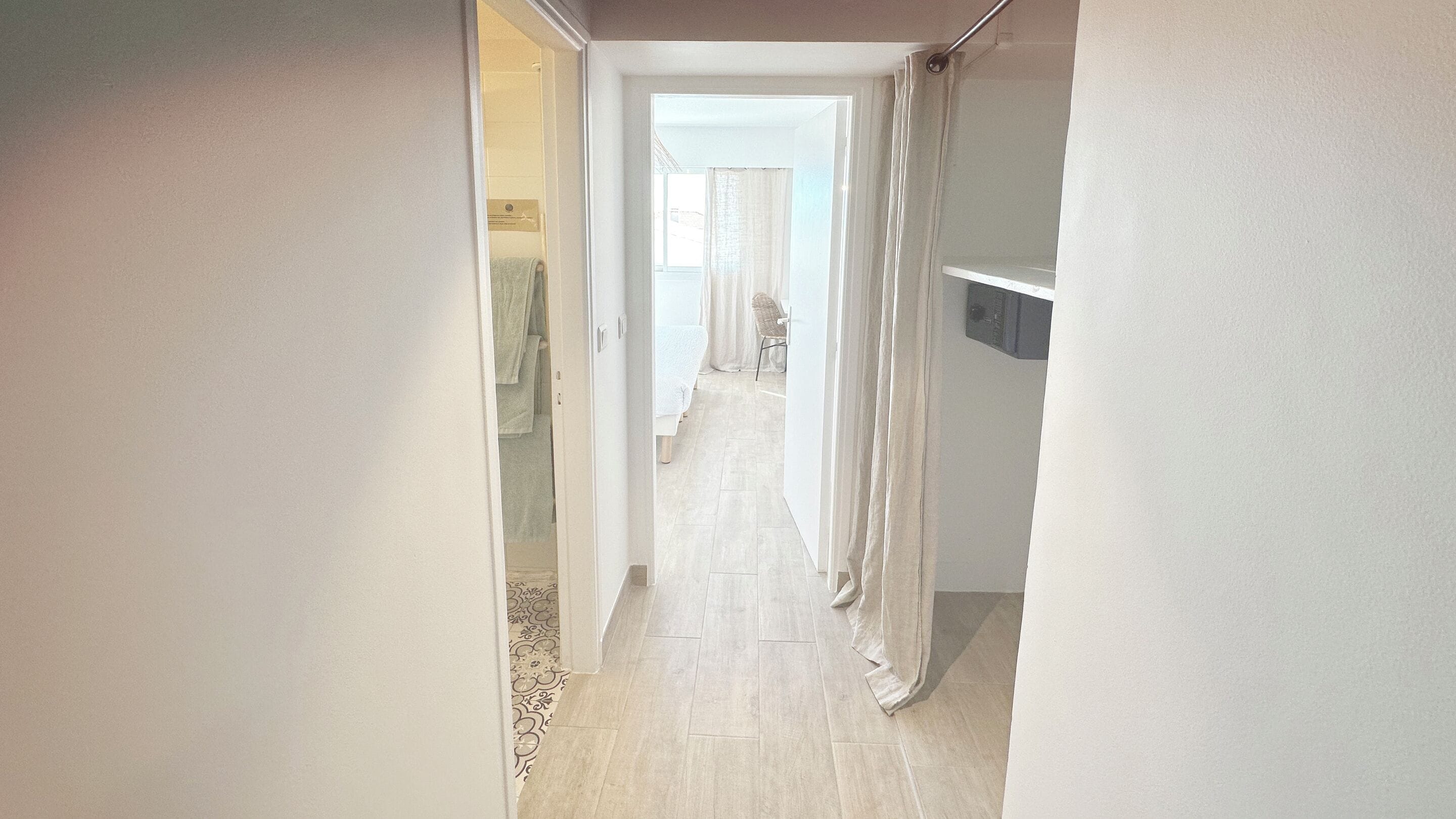 comfort double room | 1 bedroom, in-room safe, desk, blackout curtains