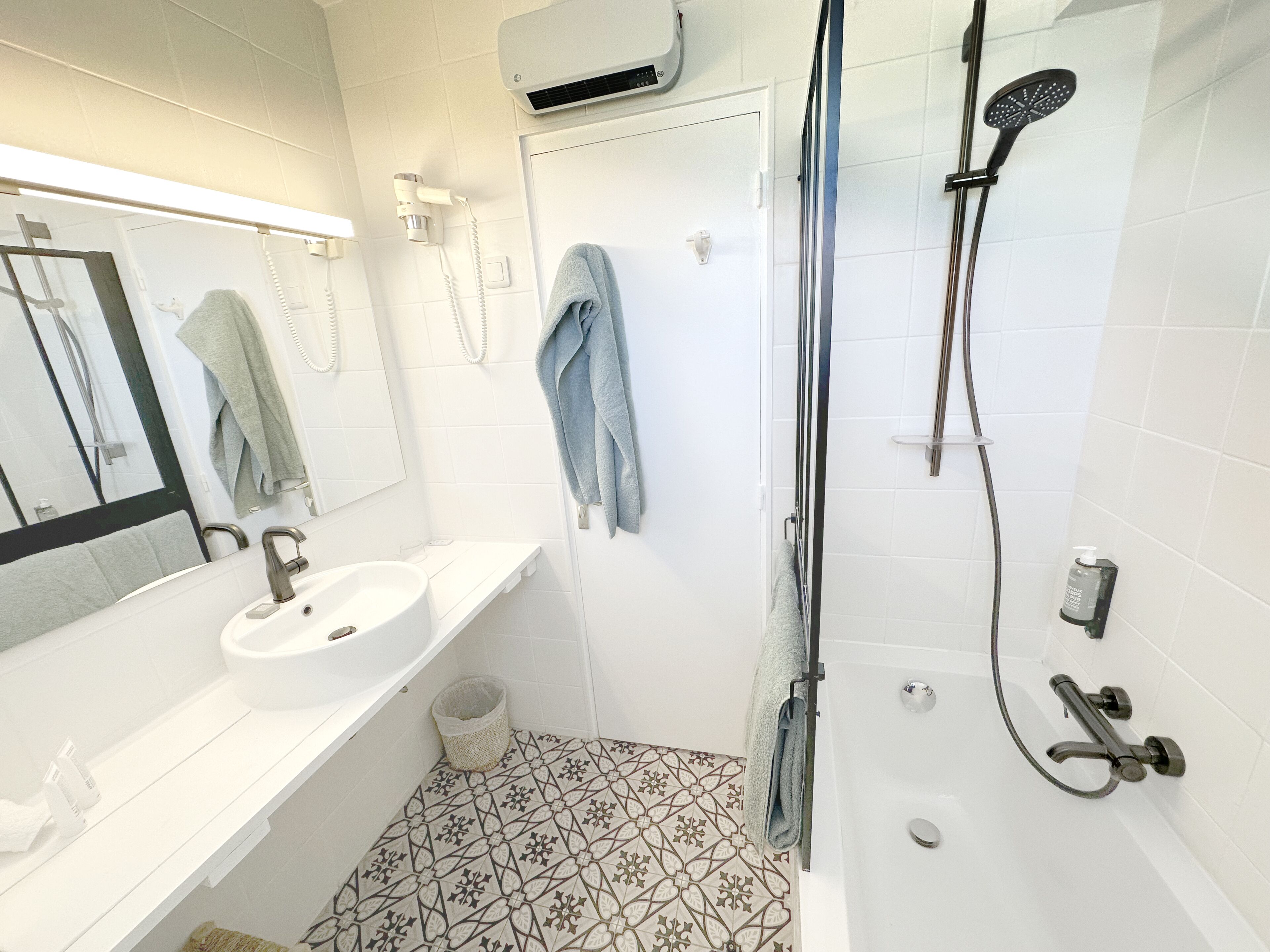 comfort triple room | bathroom | eco-friendly toiletries, hair dryer, towels, soap