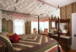 Prince of Wales | 1 bedroom, Egyptian cotton sheets, premium bedding, in-room safe - The Queen Victoria B&B (Cape May)
