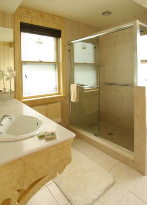 Crown Jewel | Bathroom | Shower, free toiletries, hair dryer, bathrobes - The Queen Victoria B&B (Cape May)