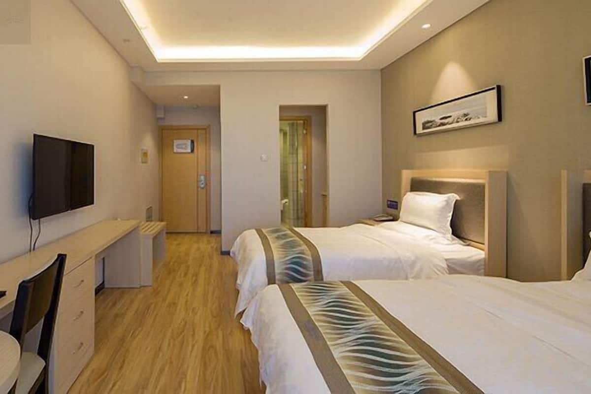 Quarto duplo luxo | Escrivaninha, cortinas blackout, Wi-Fi de cortesia