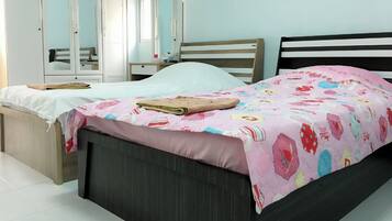 Quarto standard | Escrivaninha, cortinas blackout, Wi-Fi de cortesia