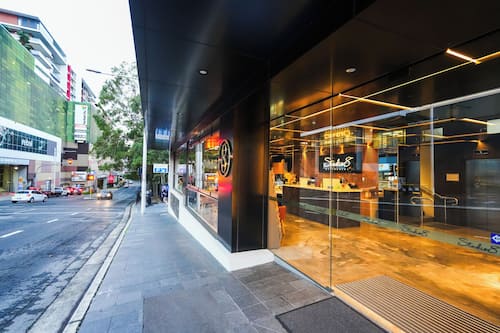 Shopping mall