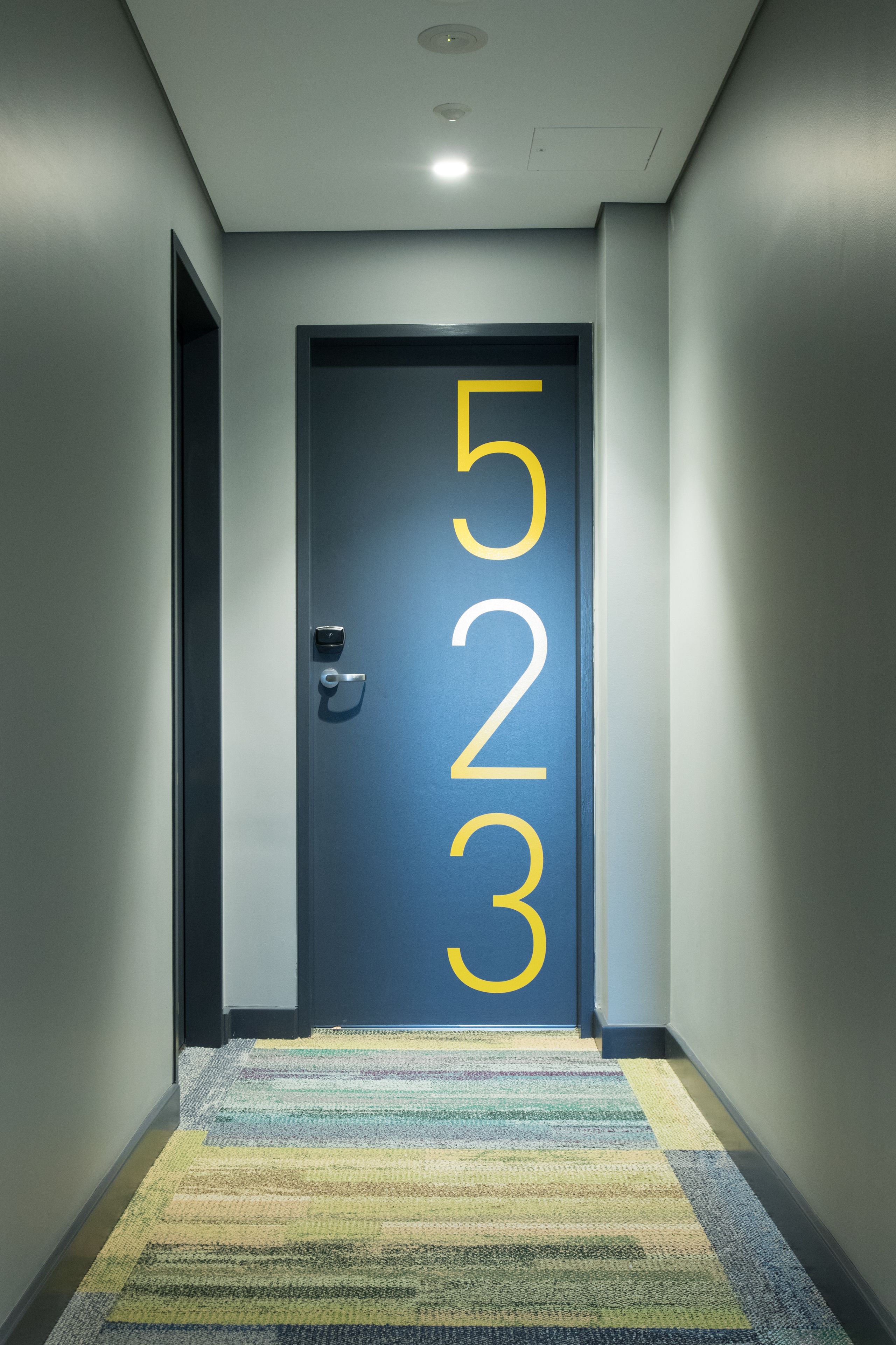 Studio 8 Residences - Adults Only — image 30