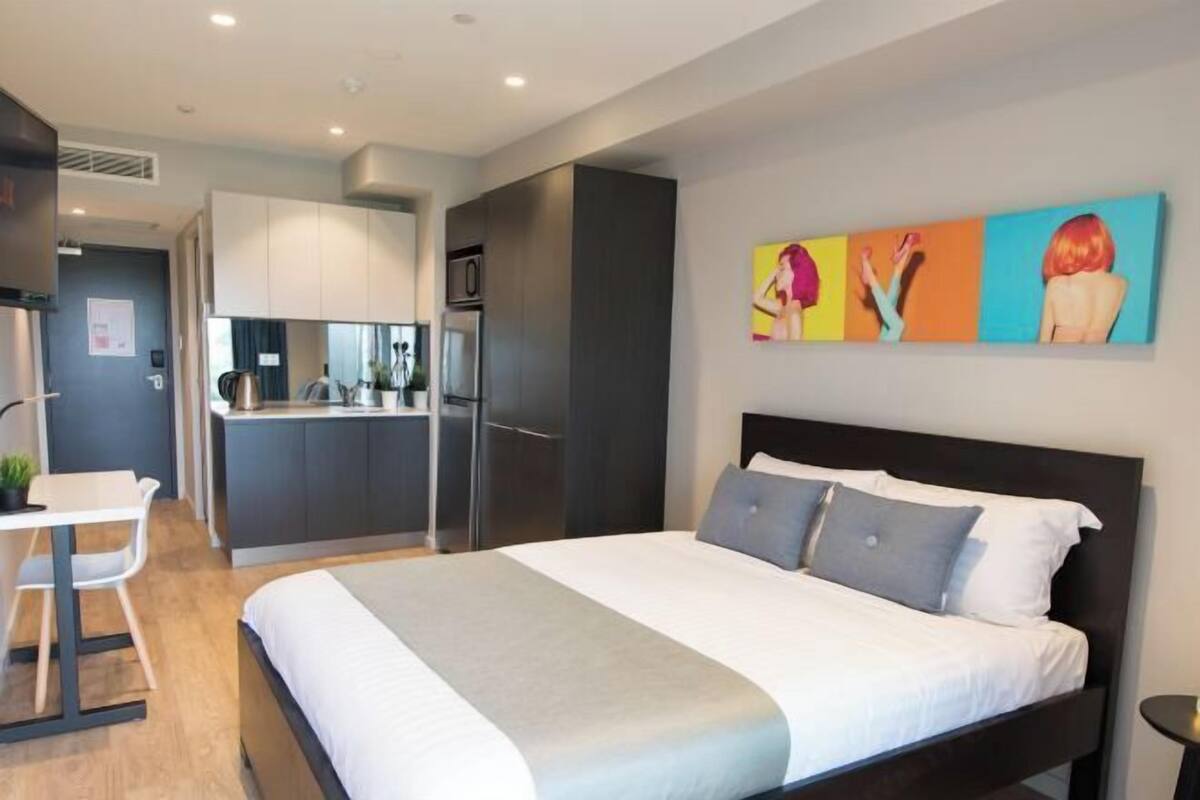 Premium bedding, in-room safe, desk, soundproofing