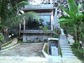 Front of property – evening/night - Phuchada Residence (Sa Khu)