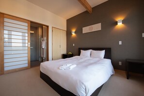 3 bedrooms, desk, free rollaway beds, free WiFi