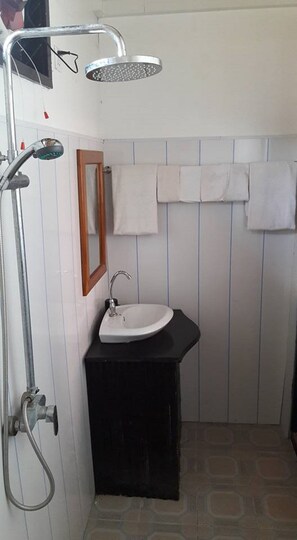 Regadera en el baño