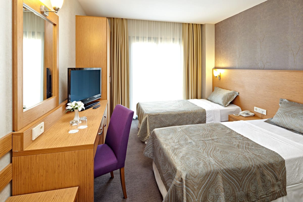 Minibar, in-room safe, desk, soundproofing