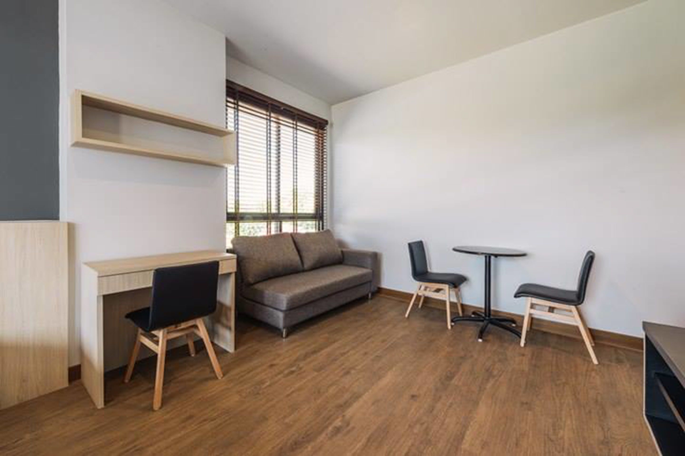 32-inch lcd tv with cable channels, tv