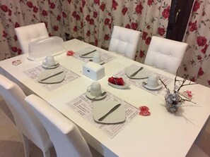 Daily buffet breakfast (EUR 3 per person)